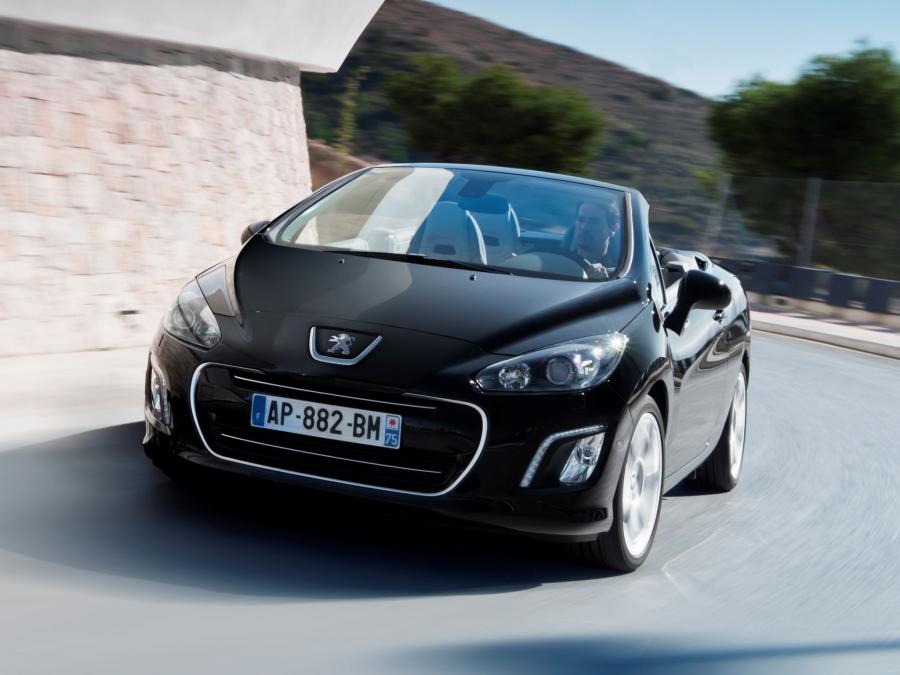  Peugeot 308 CC 2011 года  (фото 16 из 22)